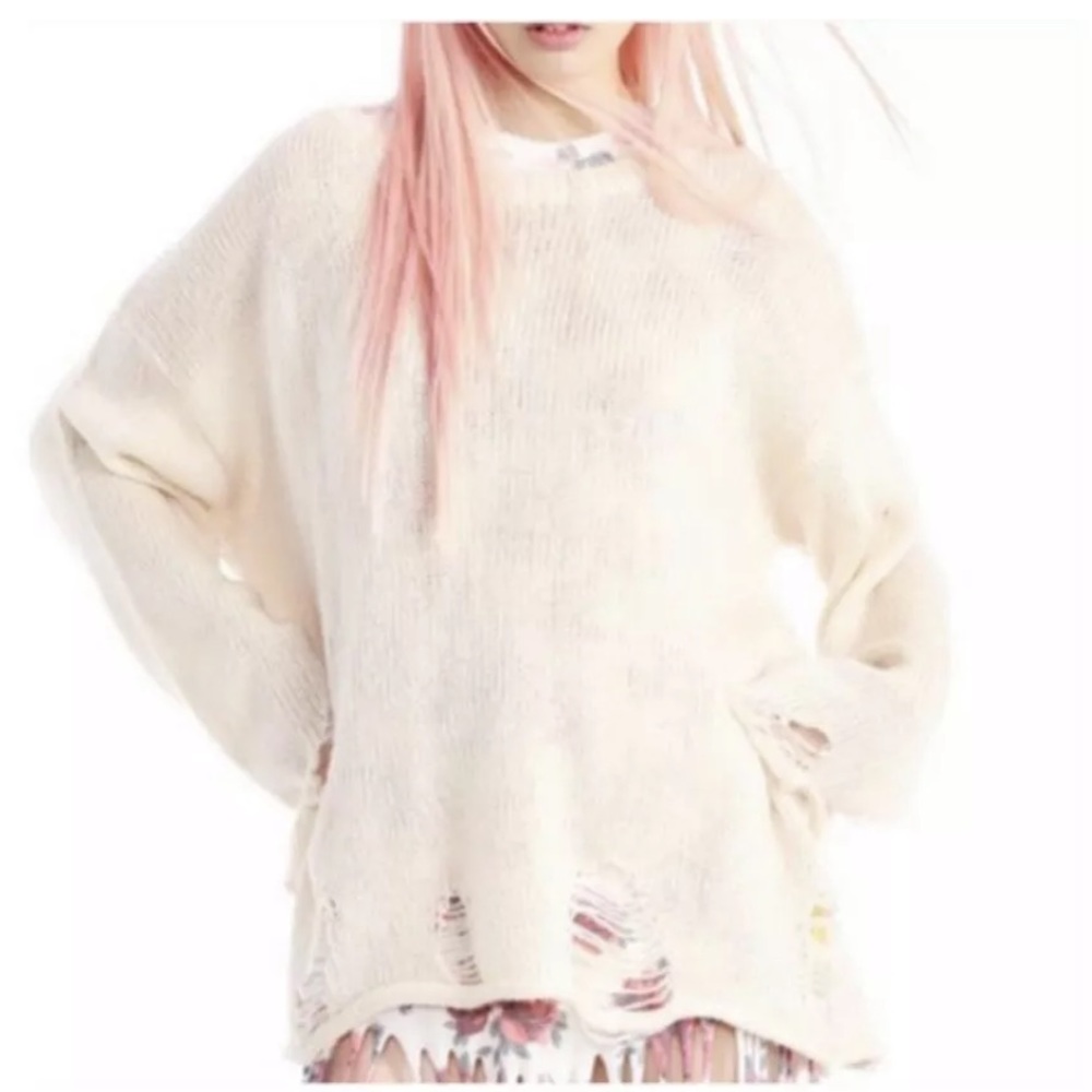 Wildfox white label cream sweater